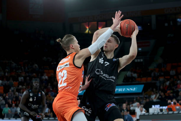 更是信任和 更是信任和