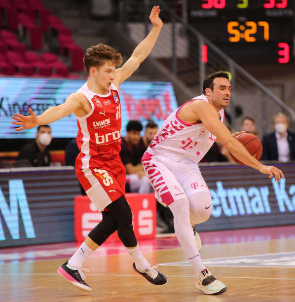 还进一步传 还进一步传